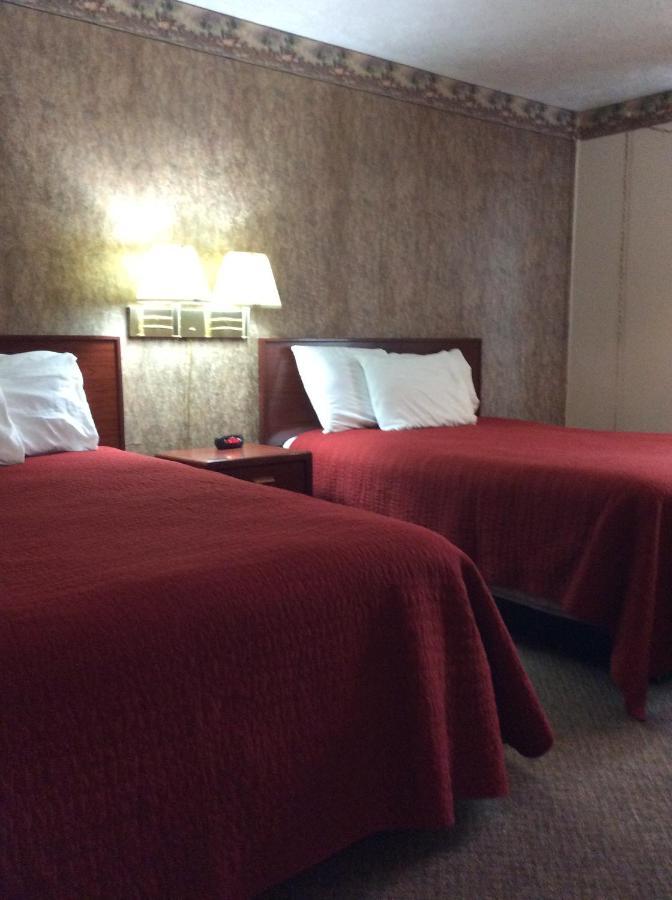 Sports Club Motel Wayne Extérieur photo