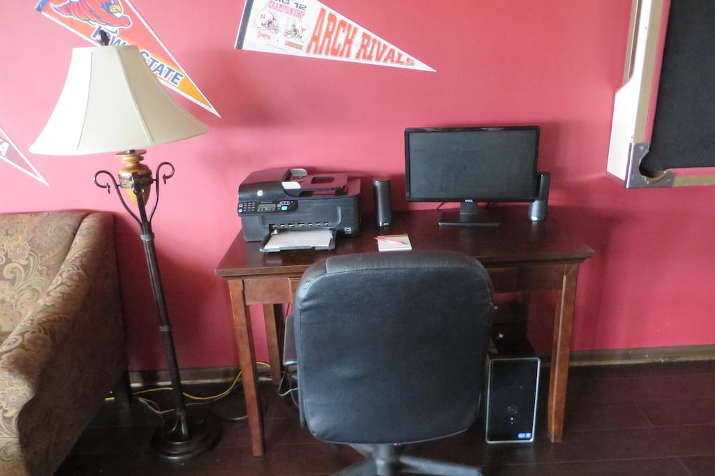 Sports Club Motel Wayne Extérieur photo